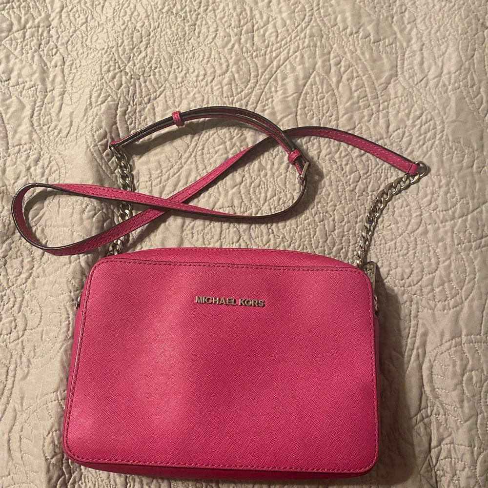 Micheal kors crossbody